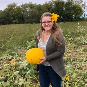 Meet your Posher, Alyssa